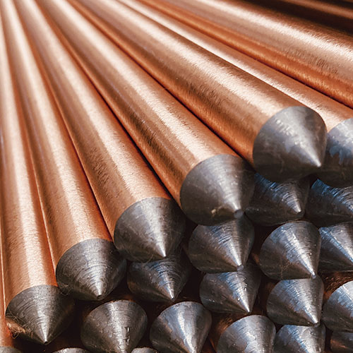 Instalación de jabalina para puesta a tierra